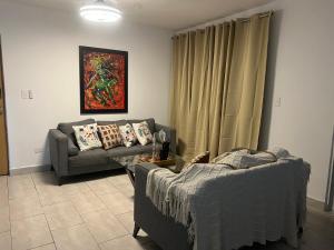 Apartamento con Vista a la Marina San Soucí y Balcón con Vista a la Zona Colonial