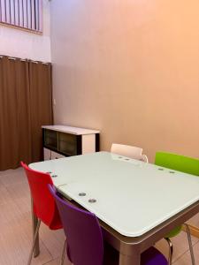 2 Bedroom Apartment with Paid Parking near US Embassy, SLEC, Robinsons Manila