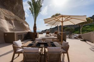 Litheos Santorini Luxury Cave Suites