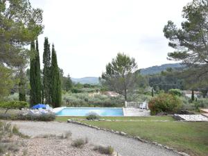 Villas Modern Villa With Swimming Pool in Salernes France : photos des chambres
