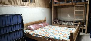Blue Bell Banquet Halls & Home Stay, Backpackers Hostel