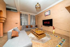 Villa majorelle , piscine privée ,4 suits