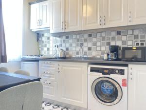 Central Flat Close to Galata Tower Metro