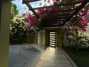 Cozy Roots Fuvahmulah
