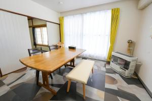 Chitose Takadai Base