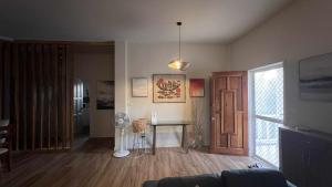 Mabelle, House Rental