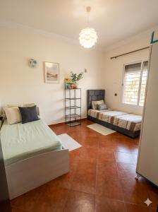 LArt de Vivre Cosy avec Terrasse et Piscine