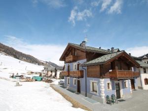Well-furnished Holiday Home in Livigno Italy near Ski Area
