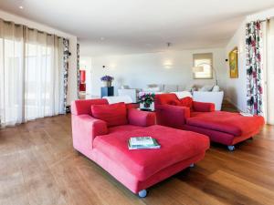 Villas Opulent Villa in Les Adrets de l Est rel : photos des chambres