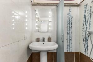 Metro Duomo - Central Station - Loft AC and WiFi