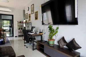 Tanner House Krabi