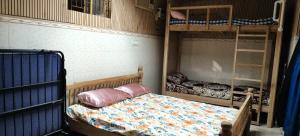 Blue Bell Banquet Halls & Home Stay, Backpackers Hostel