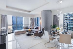 BLVD - Stylish Paramount Stay with Burj Khalifa View