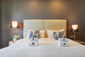 BLVD - Stylish Paramount Stay with Burj Khalifa View