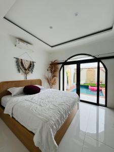 Villa Suarga Loka