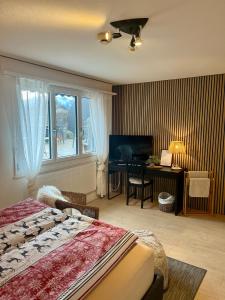 Gemütliches Doppelzimmer mit Gartenblick und Top ÖV