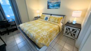 Direct Bayfront Sunsets - Boat Docks - Pool - Fish