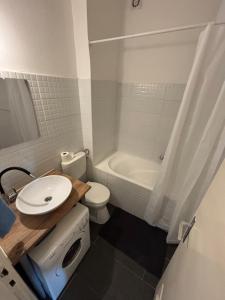 Annabeth Cozy an Quiet Parkside Residence