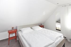 Residenz Cuxhaven Döse, Elbwelle