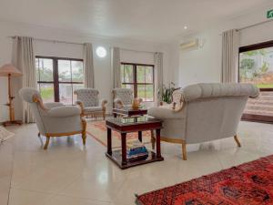 Miyanwe Guest House - Waterkloof