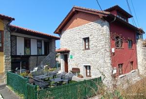 Apartamentos MinusKa con jardin y a tan solo 10 min andando a Llanes