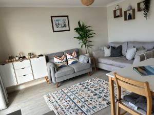 Bovisand beach chalet, near Plymouth, Devon, seaviews and close to beach