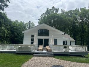 Private Compo Beach Access Home