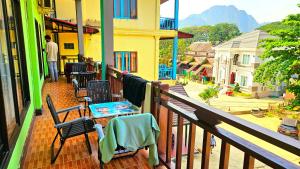 vangvieng west water hostel