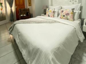 The KEDESAN Huis - Guest House