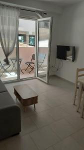 J&R APARTMENTS , Rana hedhun SHENGJIN