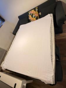 Grand studio rdc au calme, centre ville prox Cathédrale