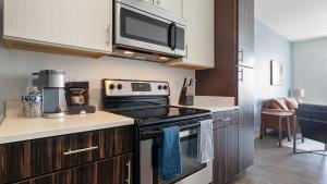 Landing Apartments - The Tiffany at Maitland West