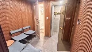 Wooden Bridge Residence