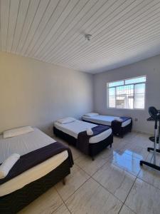 Casa 3 Quartos l 2 banheiros l 2 garagens l centro