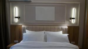 Lux Living Apartments