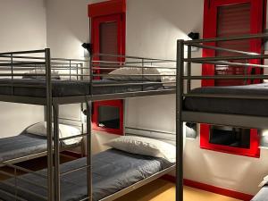 ALBERGUE A POBRA DO BROLLON