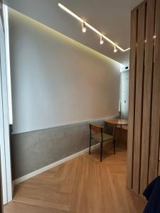 14m2 32 TV Near beach Near mall 24A