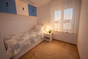 Apartment Korina, spacious family apartment near the beach