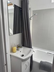 Spacious 3BR Flat near Newcastle Centre