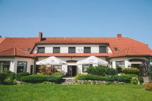 Hotel Zodiak - Stara Blotnica