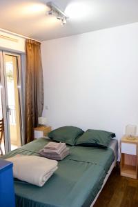 Quiet Appartment 400m Palais & 100m Beach