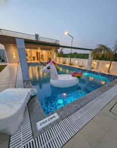 Soil & splash Luxury nature stay with pvt pool