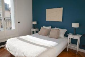 Montaigne Dream Duplex 4BR 8P Triangle dOr