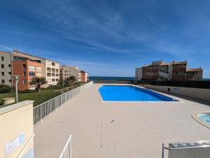 Studio with Pool, Beach Access and Air Conditioning