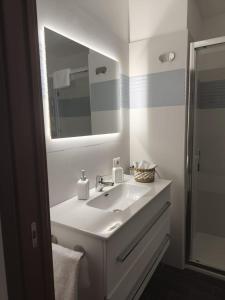 DEVA 147 Room