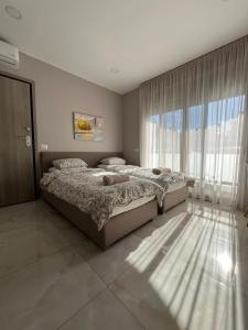 Κομψό studio με δωρεάν πάρκινγκ