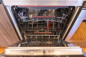 Stylish 1-Bedroom Apartment in Riga City Center with King Bed