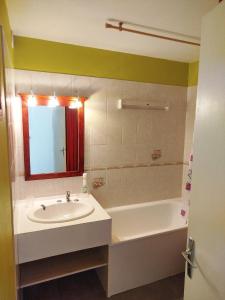 ALTI-STUDIO La Mongie Pied des pistes Balcon vue montagne 4-5 personnes