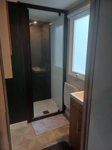 Mobil-Home Cosy 4-6p - Calme et Detente - Terrasse couverte - 4 etoiles