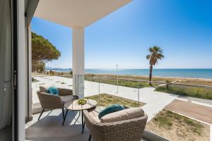 Windsurf Beach Front img18